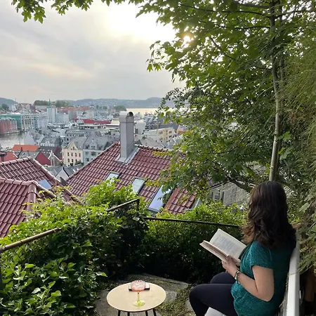 Apartamento Vakn Opp Til Fantastisk Utsikt Bergen