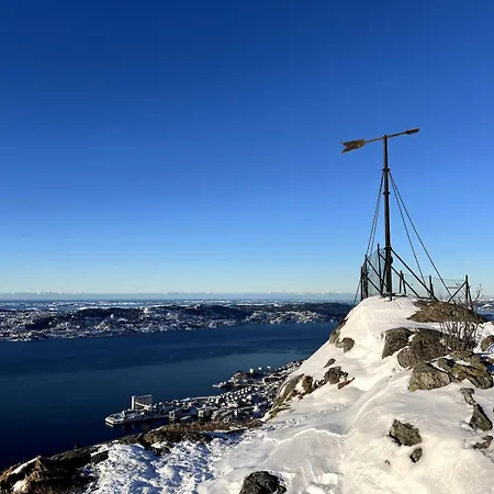 Appartement Vakn Opp Til Fantastisk Utsikt